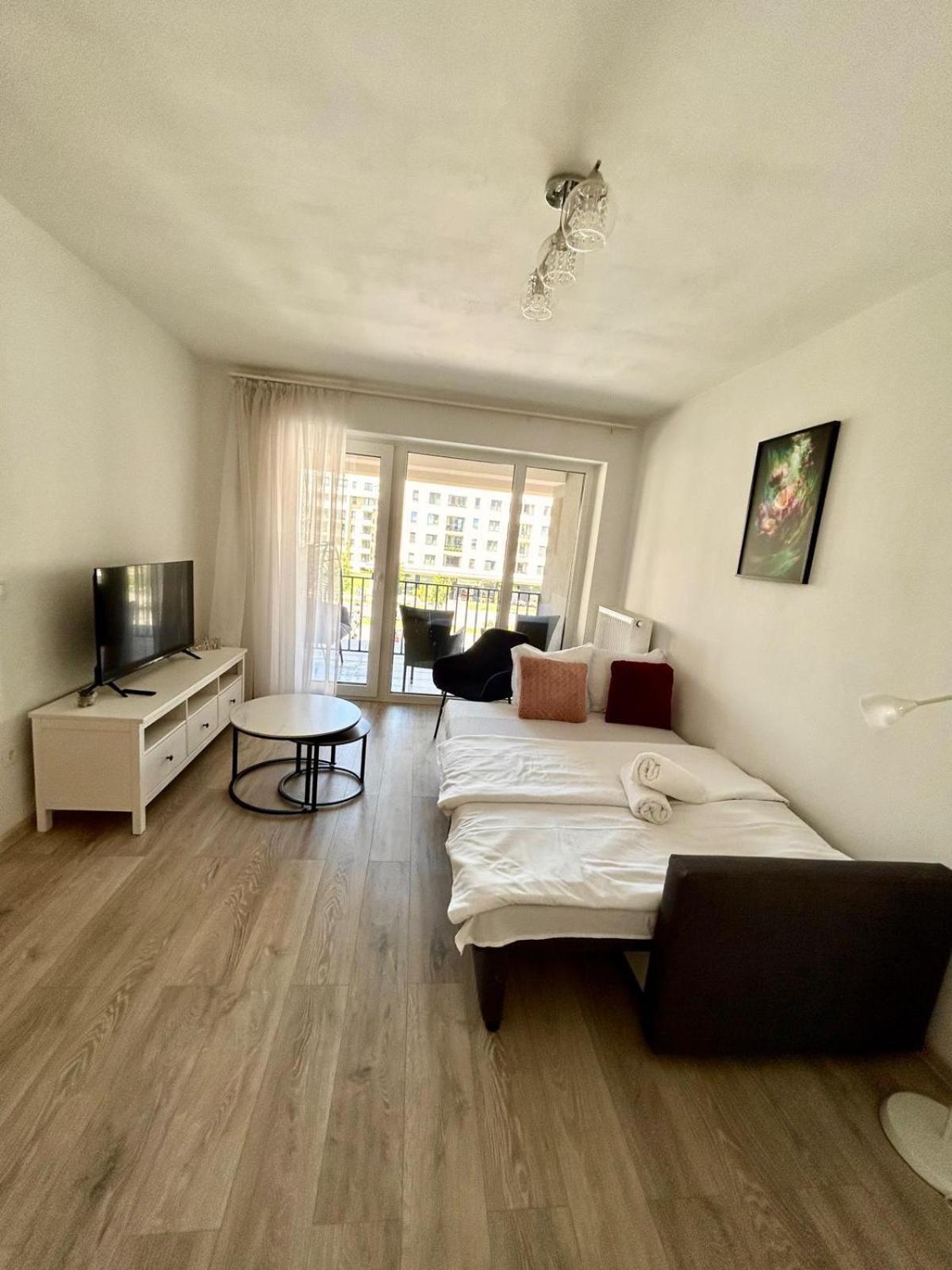 Jad - Luxury 3 Rooms & 2 Rooms Apartments In Kasper, Near Coresi Mall Brasov Ngoại thất bức ảnh